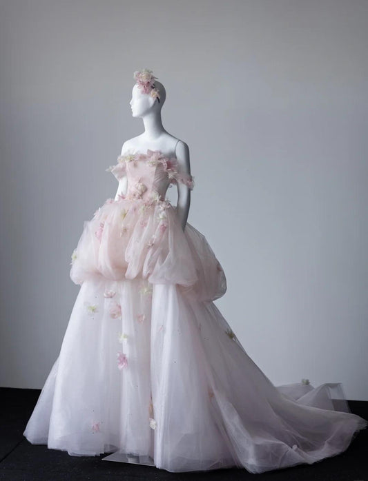 Robe de mariée trapèze rose clair à épaules dénudées et traîne en tulle avec appliques ED02436