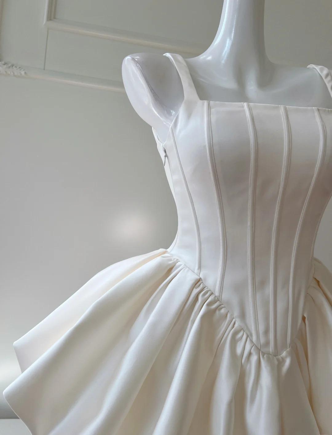 Robe de bal courte en satin blanc crème, col carré, coupe trapèze, robe de soirée ED02438