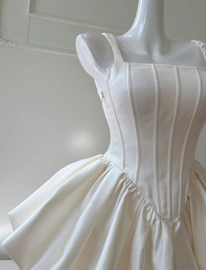 Robe de bal courte en satin blanc crème, col carré, coupe trapèze, robe de soirée ED02438