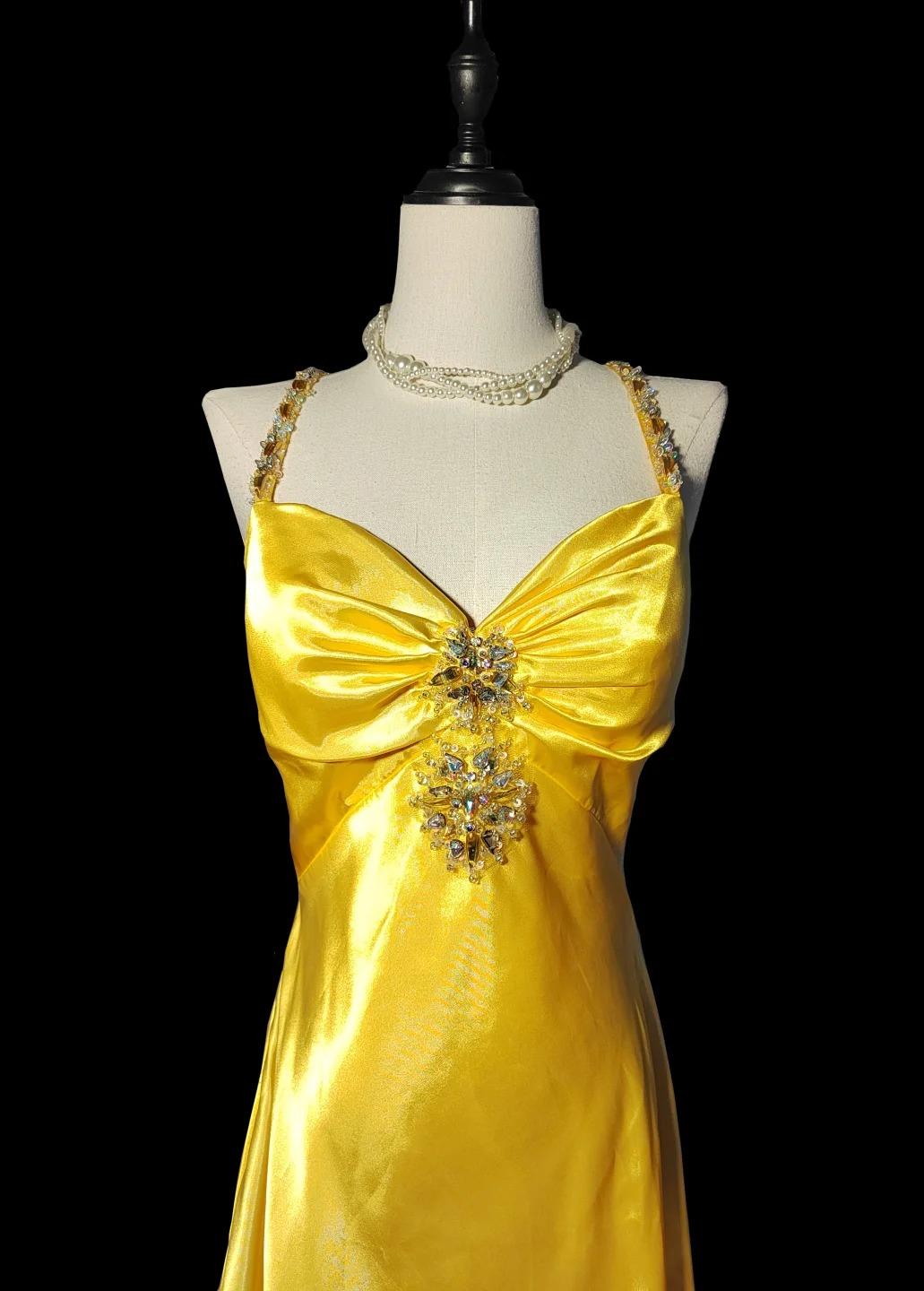 Robe de soirée longue élégante en satin jaune vif, col en V, style sirène, avec perles, dos nu, ED02450