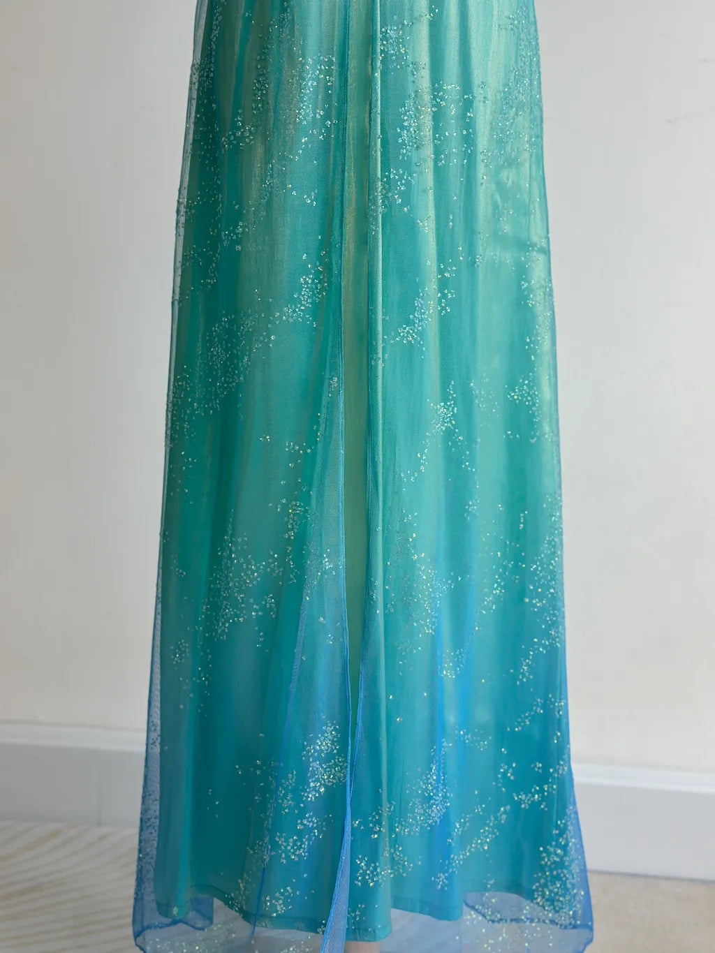 Gorgeous Gradient Turquoise Satin Chiffon Sheath Prom Dresses Vintage Formal Evening Gowns ED02461