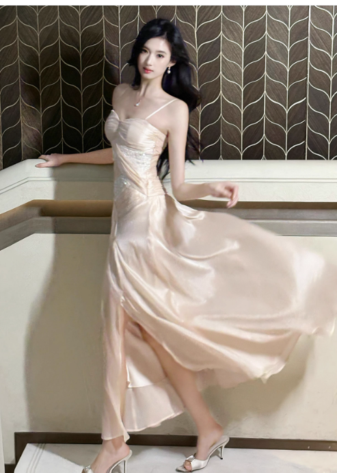 Sweet Light Pink Spaghetti Straps Party Dress A-Line Chiffon Sequin Long Prom Dresses ED02469