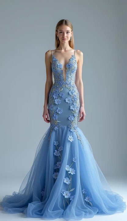 Robe de soirée longue élégante en tulle bleu à col en V profond et appliques style sirène ED02512
