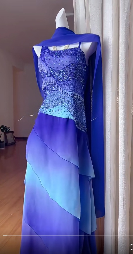 Superbe robe de bal longue en mousseline de soie à col asymétrique dégradé bleu, robe de soirée vintage ED02565