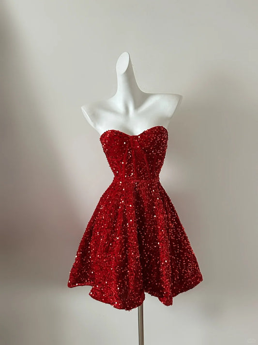 Schickes schwarzes Sweetheart-Ausschnitt-A-Linie Pailletten-Kurzballkleid Homecoming-Kleider ED02571