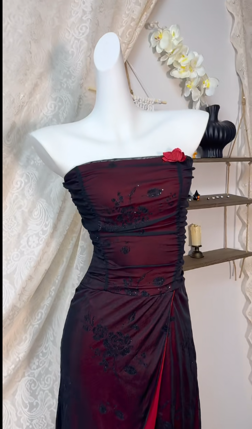 Robe de bal courte moulante en mousseline noire élégante, sans bretelles, robe de soirée ED02580
