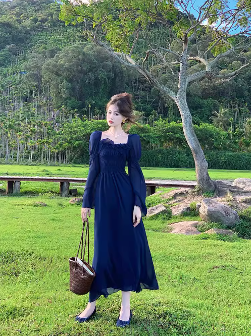 Französisches Retro-blaues Chiffon-Langes Kleid mit quadratischem Ausschnitt und Puffärmeln ED0258