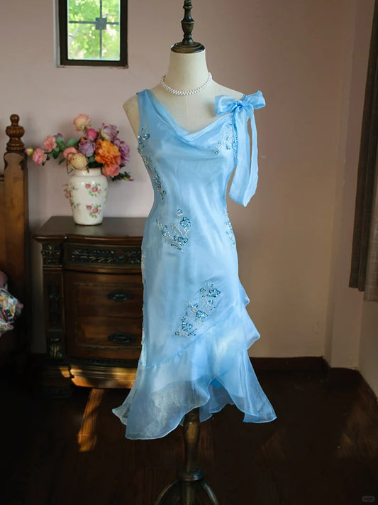 Robe de soirée courte et élégante en mousseline de soie, col asymétrique, bleu, avec perles, ED02591