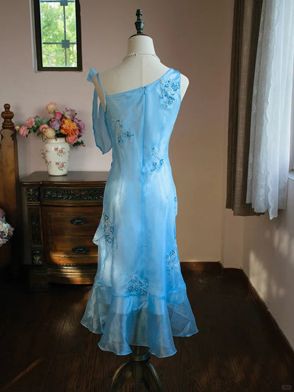 Robe de soirée courte et élégante en mousseline de soie, col asymétrique, bleu, avec perles, ED02591