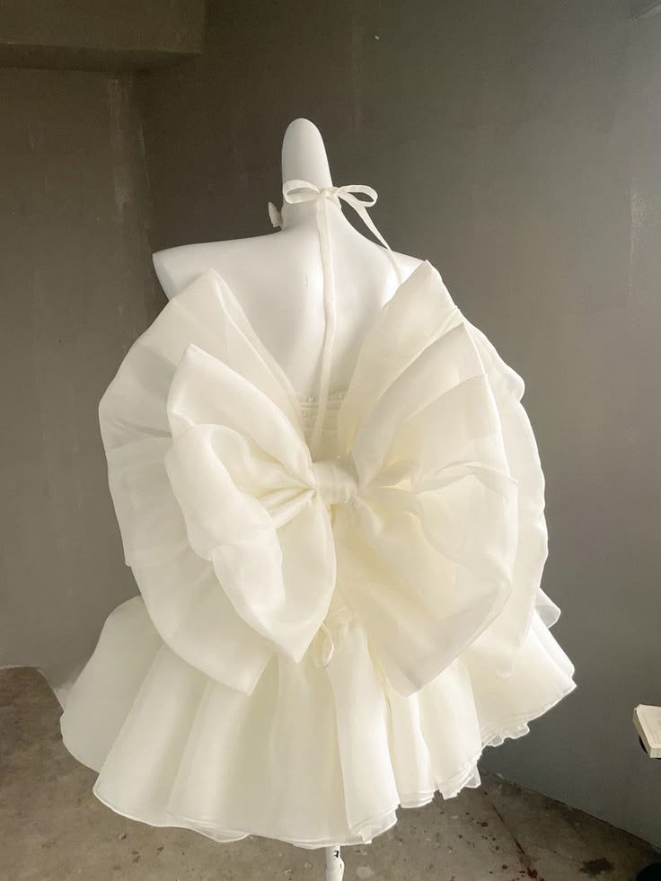 Sweet Off-White Strapless A-Line Tulle Short Prom Dresses Homecoming Dress ED02602