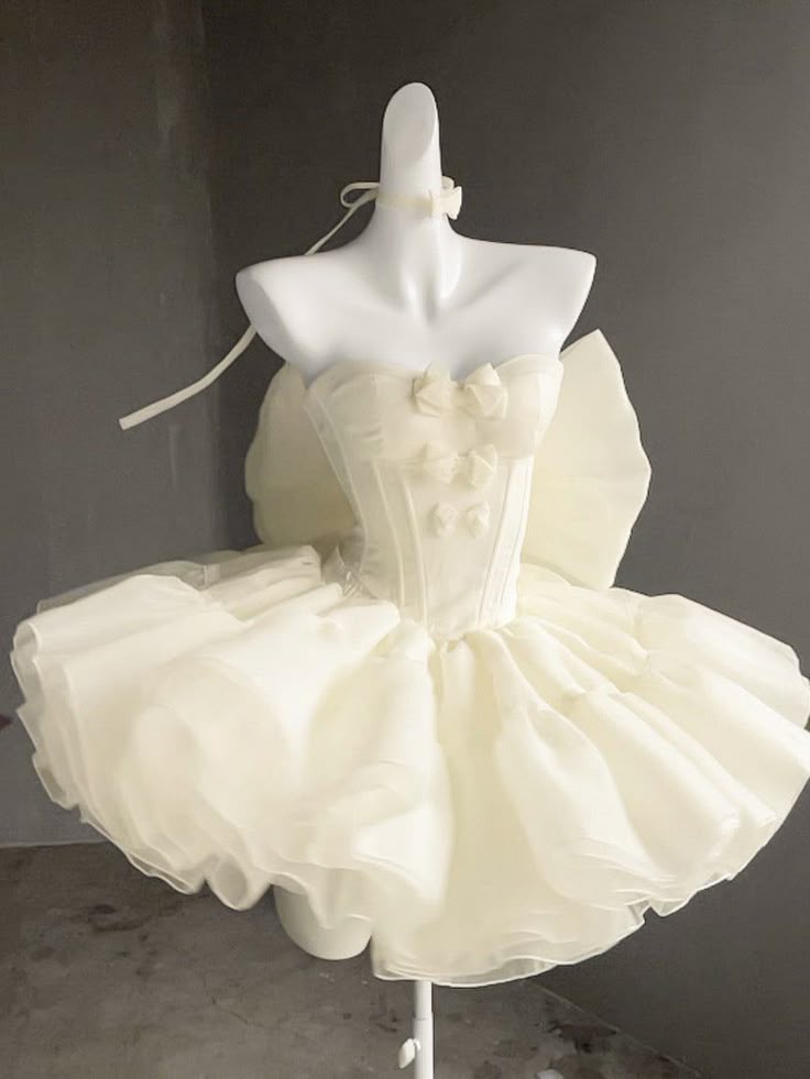 Sweet Off-White Strapless A-Line Tulle Short Prom Dresses Homecoming Dress ED02602