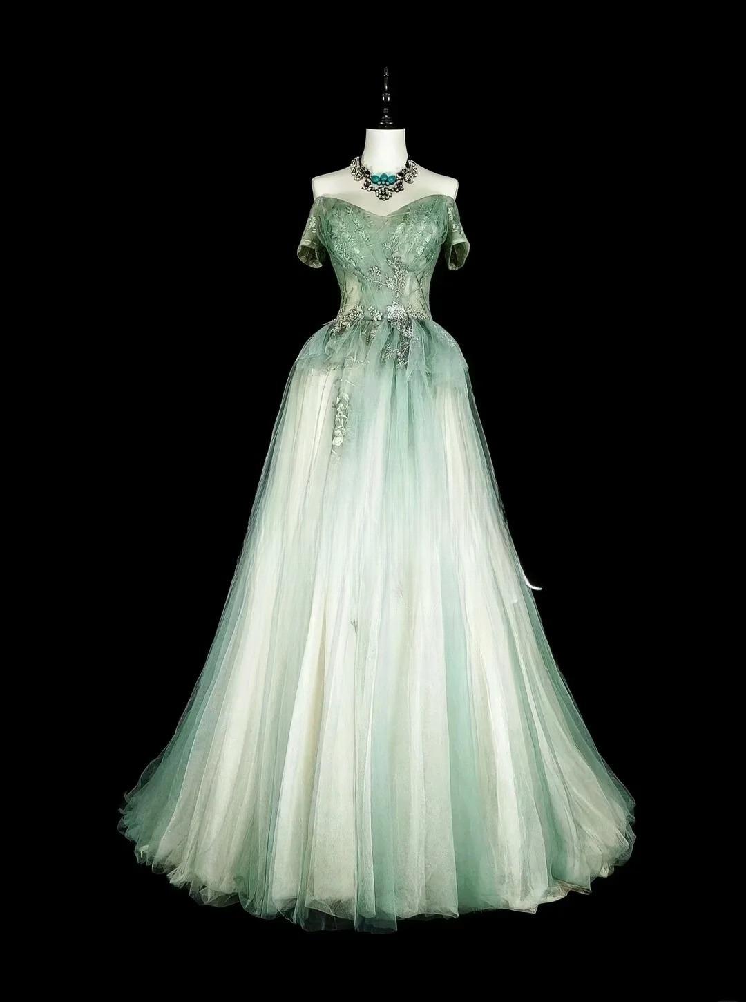 Wunderschönes dunkelolivgrünes herzförmiger Ausschnitt A-Linie Satin Tüll Kurzes Ballkleid Homecoming-Kleid ED02575