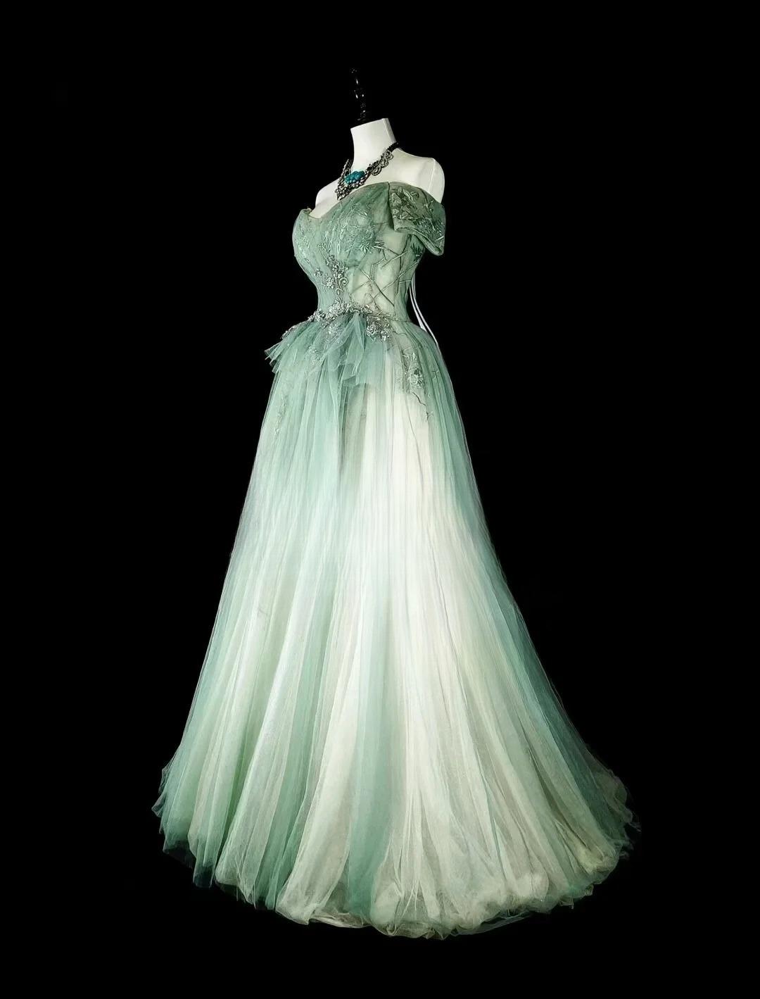 Wunderschönes dunkelolivgrünes herzförmiger Ausschnitt A-Linie Satin Tüll Kurzes Ballkleid Homecoming-Kleid ED02575