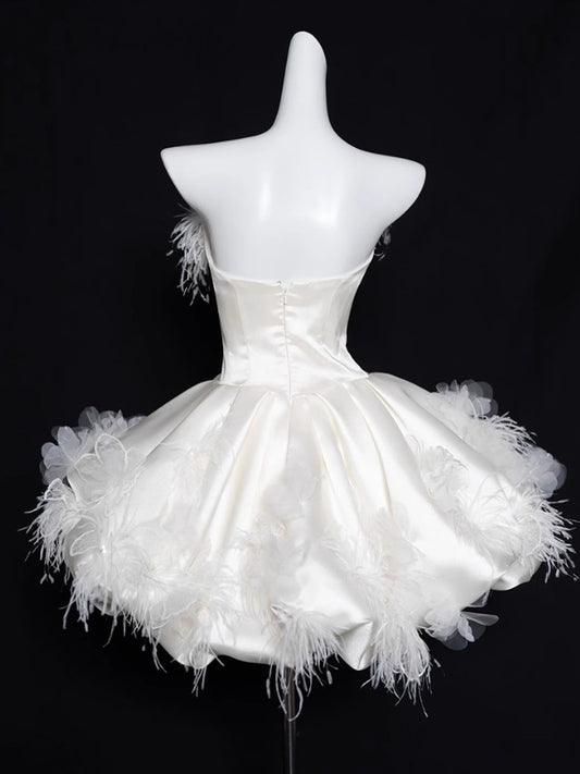 Wunderschönes dunkelolivgrünes herzförmiger Ausschnitt A-Linie Satin Tüll Kurzes Ballkleid Homecoming-Kleid ED02575