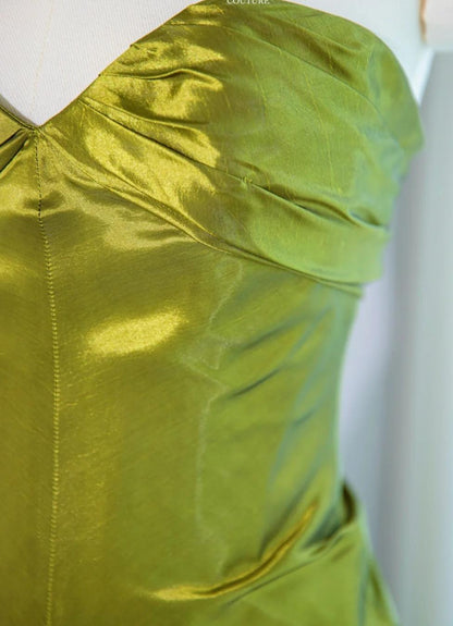 Wunderschönes dunkelolivgrünes herzförmiger Ausschnitt A-Linie Satin Tüll Kurzes Ballkleid Homecoming-Kleid ED02575