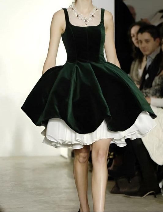Vintage Forest Green Square Neck Velvet A-Line Short Ball Gowns Elegant Homecoming Dress ED02661