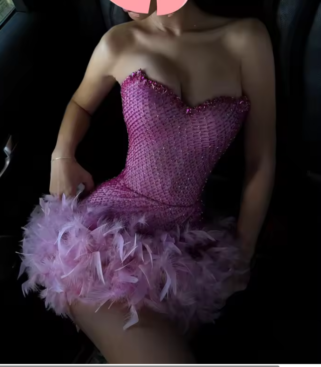 Glam Fuchsia Strapless Bodycon Beading Feathers Short Prom Dresses Fashion Homecoming Dresses ED02794