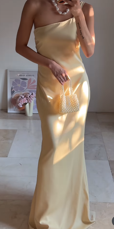 Superbe robe de soirée longue en satin fuchsia, style sirène, sans bretelles, ED02613