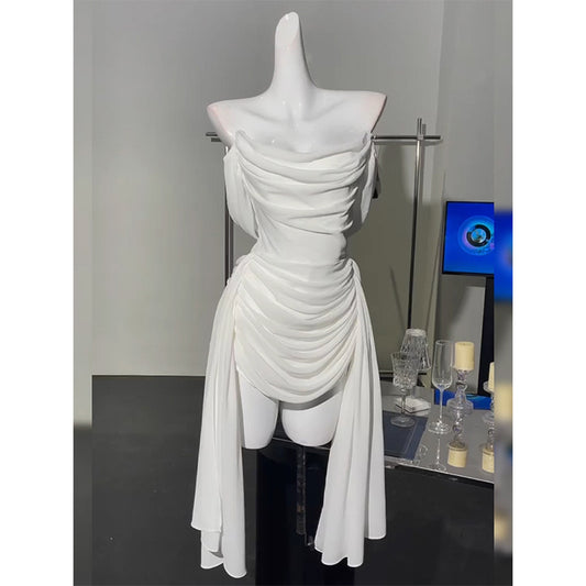 Wunderschönes dunkelolivgrünes herzförmiger Ausschnitt A-Linie Satin Tüll Kurzes Ballkleid Homecoming-Kleid ED02575