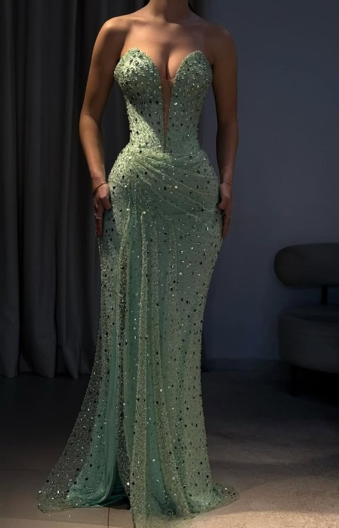 Wunderschönes dunkelolivgrünes herzförmiger Ausschnitt A-Linie Satin Tüll Kurzes Ballkleid Homecoming-Kleid ED02575