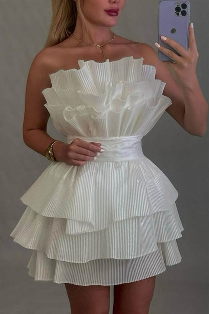Wunderschönes dunkelolivgrünes herzförmiger Ausschnitt A-Linie Satin Tüll Kurzes Ballkleid Homecoming-Kleid ED02575