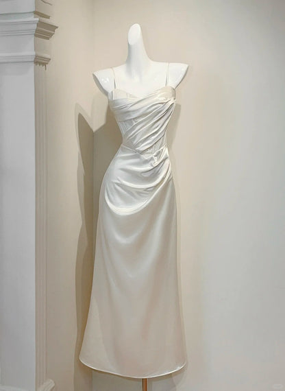 Wunderschönes dunkelolivgrünes herzförmiger Ausschnitt A-Linie Satin Tüll Kurzes Ballkleid Homecoming-Kleid ED02575