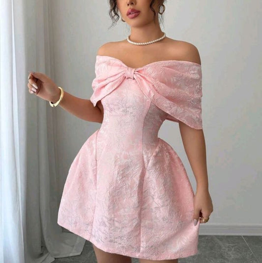 Wunderschönes dunkelolivgrünes herzförmiger Ausschnitt A-Linie Satin Tüll Kurzes Ballkleid Homecoming-Kleid ED02575