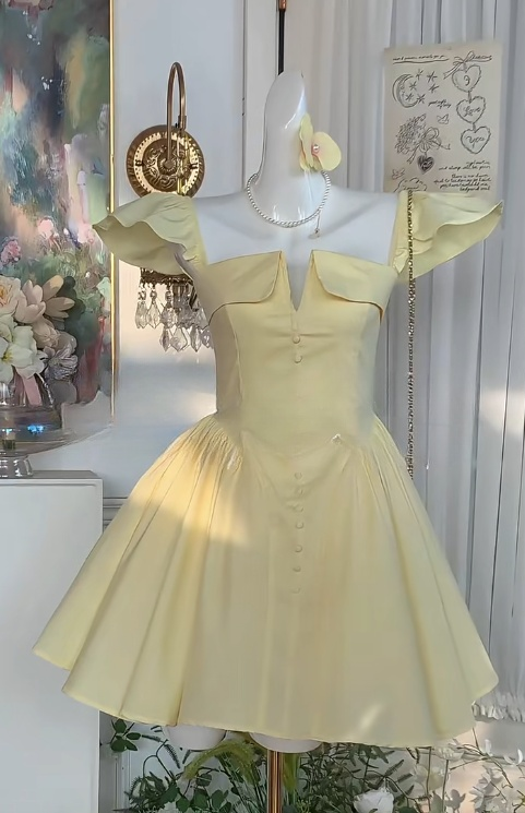 butter yellow party dress Andie Butter Yellow Silky Midi Dress L