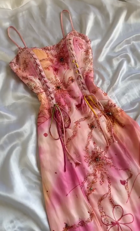 Wunderschönes dunkelolivgrünes herzförmiger Ausschnitt A-Linie Satin Tüll Kurzes Ballkleid Homecoming-Kleid ED02575