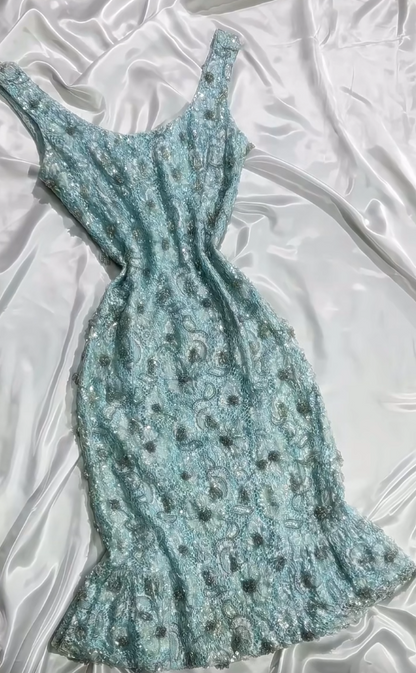 Wunderschönes dunkelolivgrünes herzförmiger Ausschnitt A-Linie Satin Tüll Kurzes Ballkleid Homecoming-Kleid ED02575