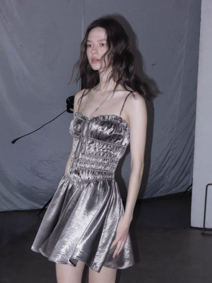 Wunderschönes dunkelolivgrünes herzförmiger Ausschnitt A-Linie Satin Tüll Kurzes Ballkleid Homecoming-Kleid ED02575