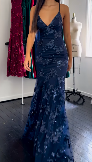 Wunderschönes dunkelolivgrünes herzförmiger Ausschnitt A-Linie Satin Tüll Kurzes Ballkleid Homecoming-Kleid ED02575
