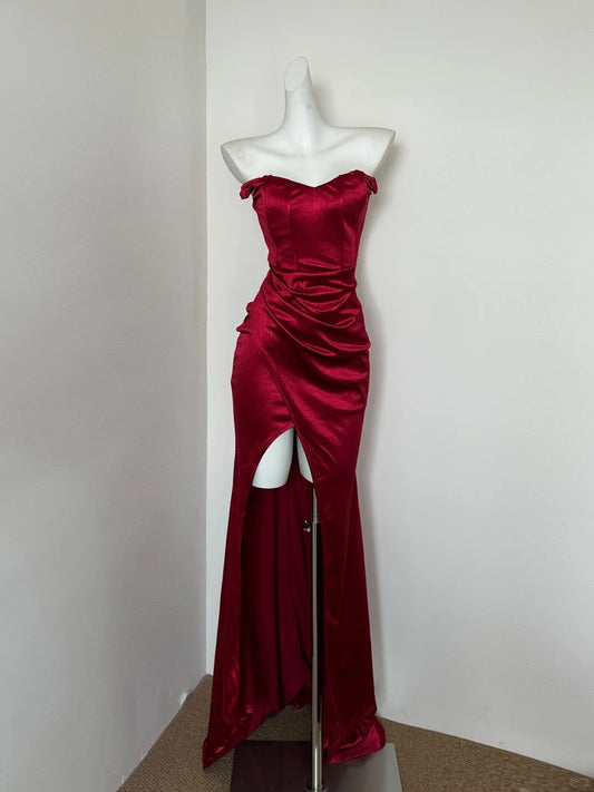 Wunderschönes dunkelolivgrünes herzförmiger Ausschnitt A-Linie Satin Tüll Kurzes Ballkleid Homecoming-Kleid ED02575