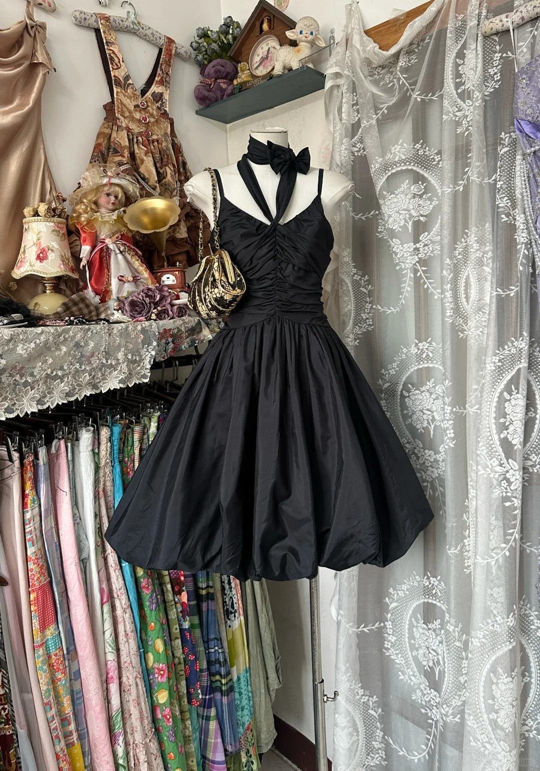 Wunderschönes dunkelolivgrünes herzförmiger Ausschnitt A-Linie Satin Tüll Kurzes Ballkleid Homecoming-Kleid ED02575