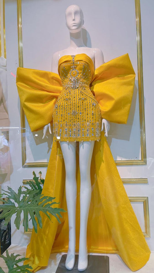 Elegant Yellow Strapless Sheath Satin Rhinestone Short Prom Dresses, Fashion Homecoming Dress with Bow ED03334