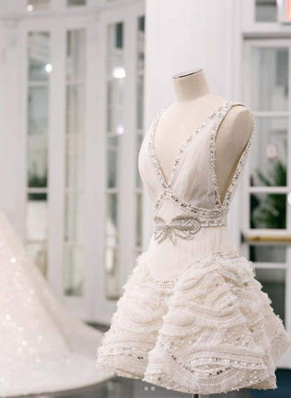 Wunderschönes dunkelolivgrünes herzförmiger Ausschnitt A-Linie Satin Tüll Kurzes Ballkleid Homecoming-Kleid ED02575