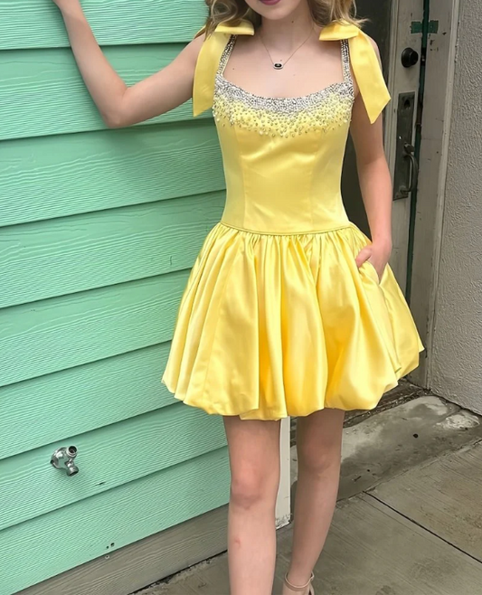 Wunderschönes dunkelolivgrünes herzförmiger Ausschnitt A-Linie Satin Tüll Kurzes Ballkleid Homecoming-Kleid ED02575