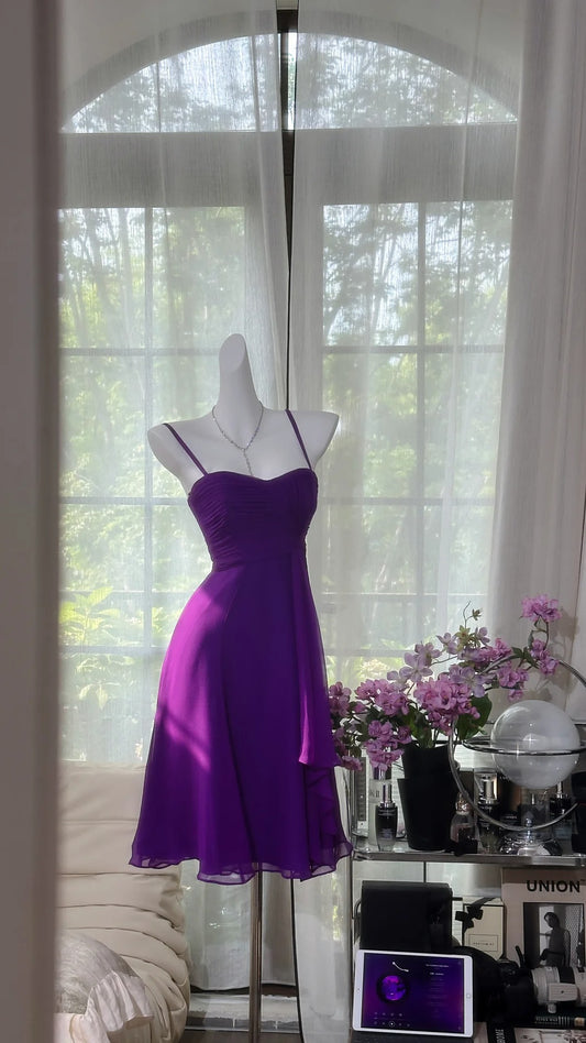 Wunderschönes dunkelolivgrünes herzförmiger Ausschnitt A-Linie Satin Tüll Kurzes Ballkleid Homecoming-Kleid ED02575