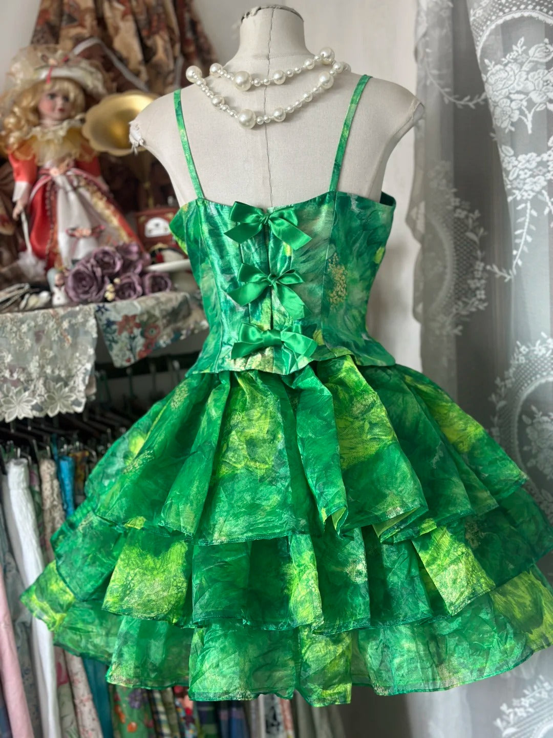 Wunderschönes dunkelolivgrünes herzförmiger Ausschnitt A-Linie Satin Tüll Kurzes Ballkleid Homecoming-Kleid ED02575