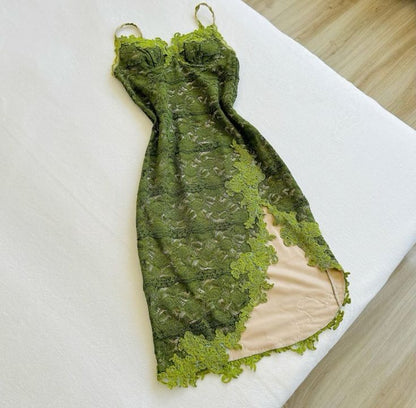 Wunderschönes dunkelolivgrünes herzförmiger Ausschnitt A-Linie Satin Tüll Kurzes Ballkleid Homecoming-Kleid ED02575