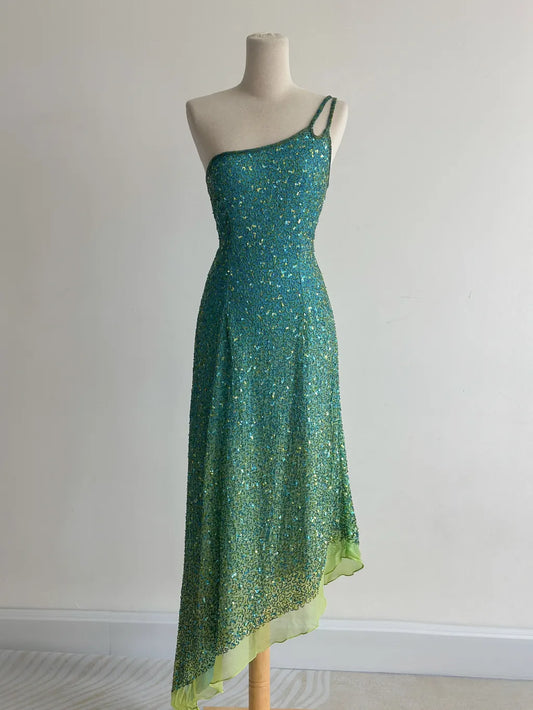 Wunderschönes dunkelolivgrünes herzförmiger Ausschnitt A-Linie Satin Tüll Kurzes Ballkleid Homecoming-Kleid ED02575