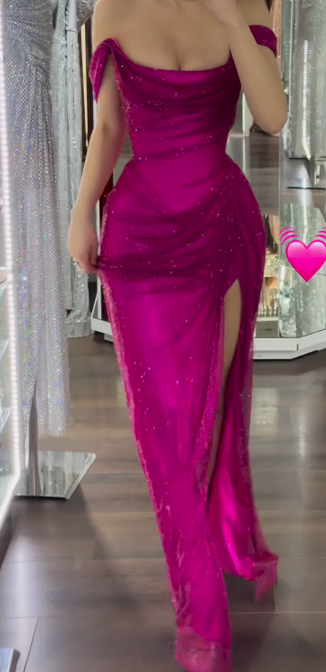 Wunderschönes dunkelolivgrünes herzförmiger Ausschnitt A-Linie Satin Tüll Kurzes Ballkleid Homecoming-Kleid ED02575