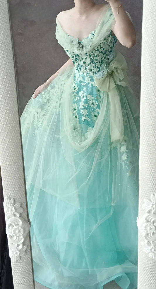 Wunderschönes dunkelolivgrünes herzförmiger Ausschnitt A-Linie Satin Tüll Kurzes Ballkleid Homecoming-Kleid ED02575
