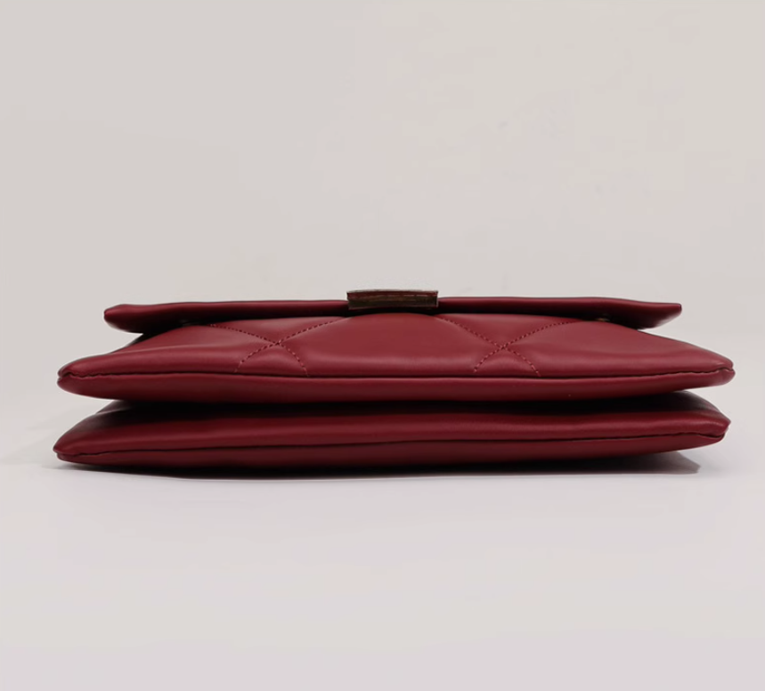 Sac bandoulière chaîne niche rouge ED0347