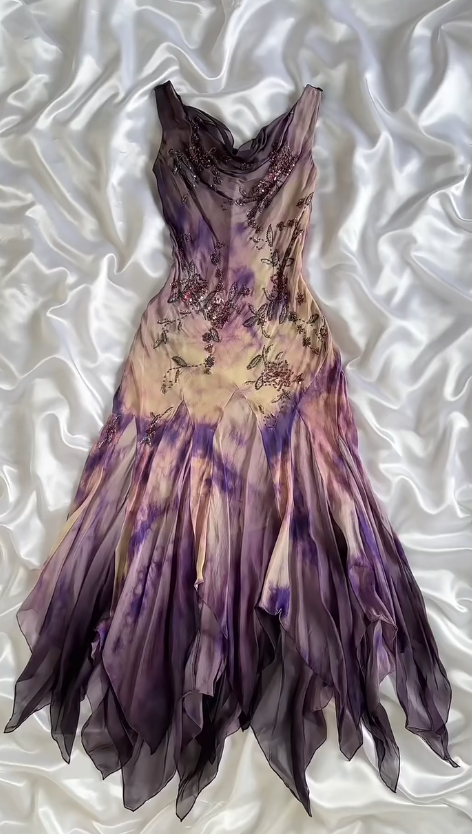 Wunderschönes dunkelolivgrünes herzförmiger Ausschnitt A-Linie Satin Tüll Kurzes Ballkleid Homecoming-Kleid ED02575
