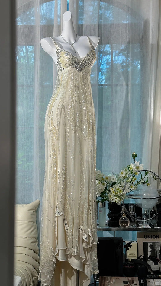 Wunderschönes dunkelolivgrünes herzförmiger Ausschnitt A-Linie Satin Tüll Kurzes Ballkleid Homecoming-Kleid ED02575