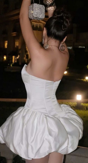 Wunderschönes dunkelolivgrünes herzförmiger Ausschnitt A-Linie Satin Tüll Kurzes Ballkleid Homecoming-Kleid ED02575