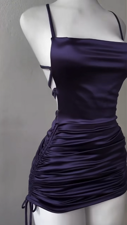 Wunderschönes dunkelolivgrünes herzförmiger Ausschnitt A-Linie Satin Tüll Kurzes Ballkleid Homecoming-Kleid ED02575
