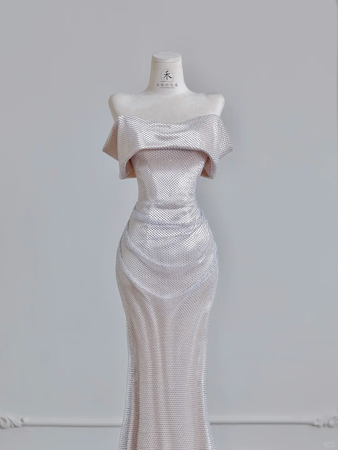 Superbe robe de soirée longue en satin fuchsia, style sirène, sans bretelles, ED02613