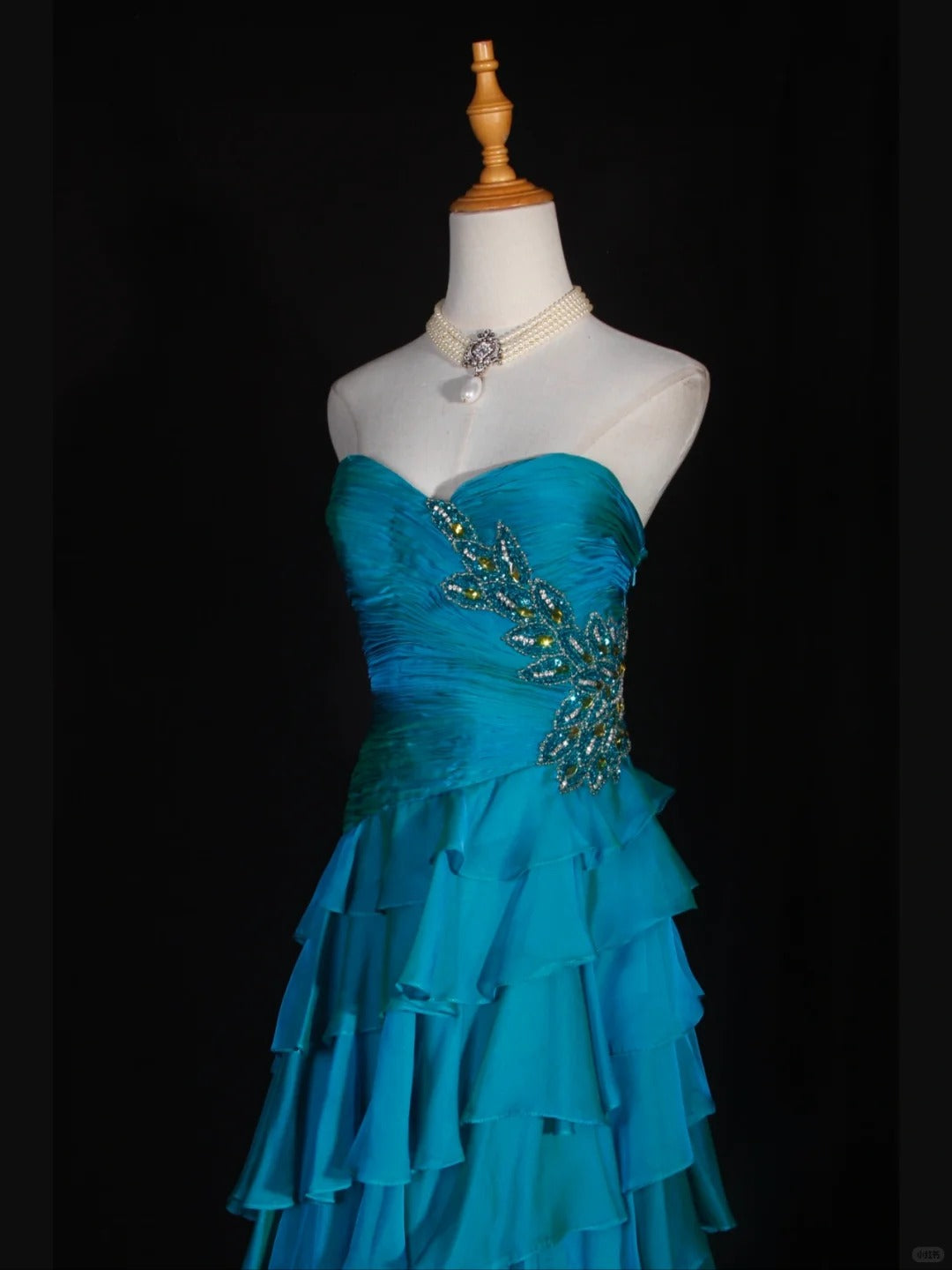 Superbe robe de soirée longue en satin fuchsia, style sirène, sans bretelles, ED02613